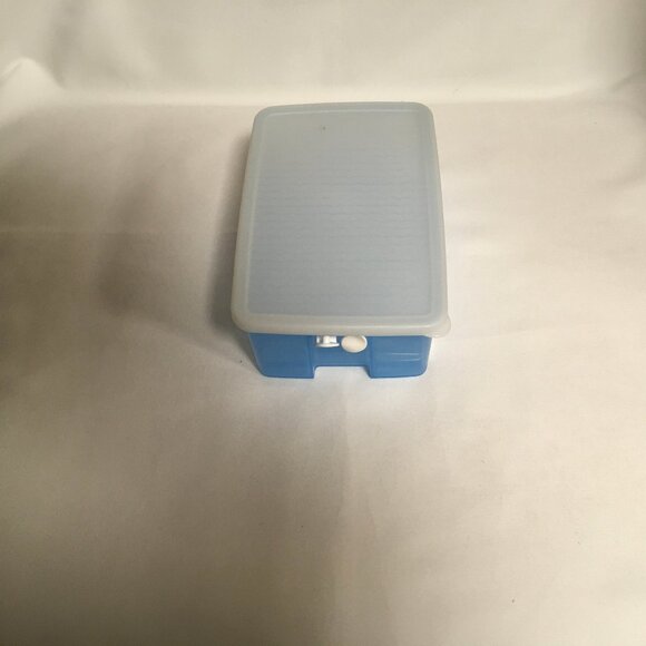 Tupperware Fridgesmart Medium Container Vented Vent Humidity Control Valve Tab - Picture 1 of 3